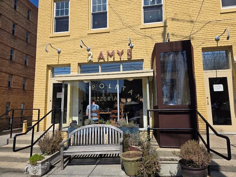 2 Amys Neapolitan Pizzeria Pizza in Washington DC, DC