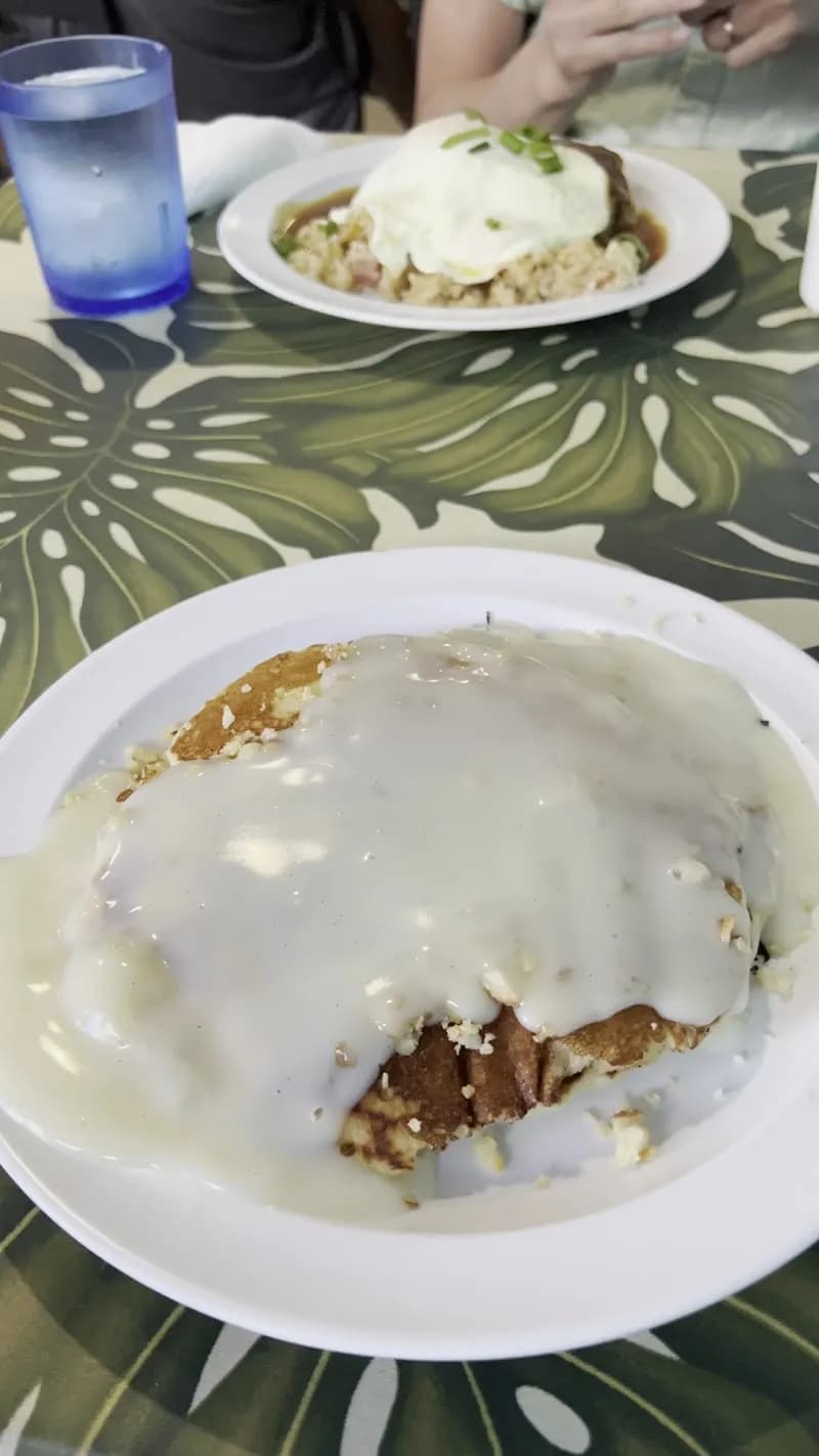 View of 808 Grindz Cafe in Maui, HI