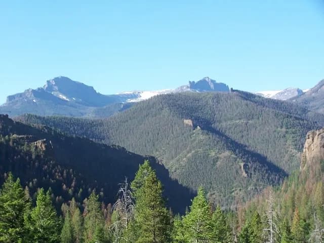 View of Absaroka Mountain Lodge in Cody, WY