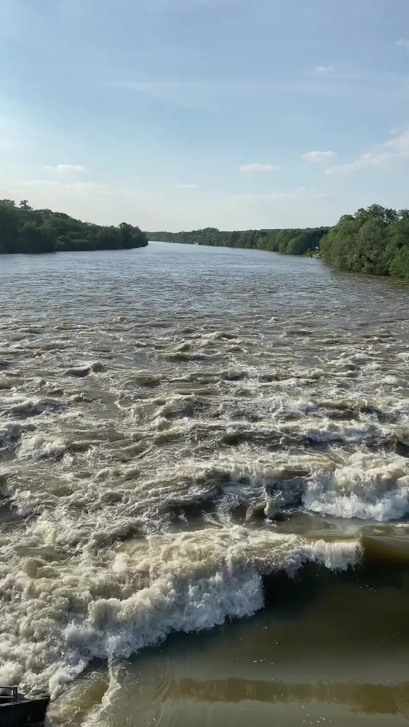 View of Aire de jeux in Evry, IDF