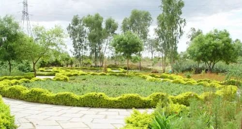 View of Airoli Public Garden in Airoli, MH