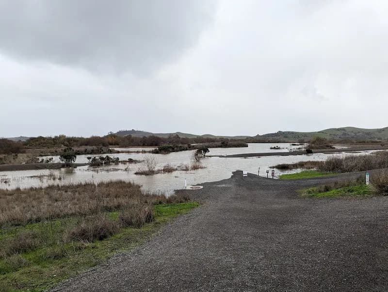 View of Alameda Creek Trail in Fremont, CA