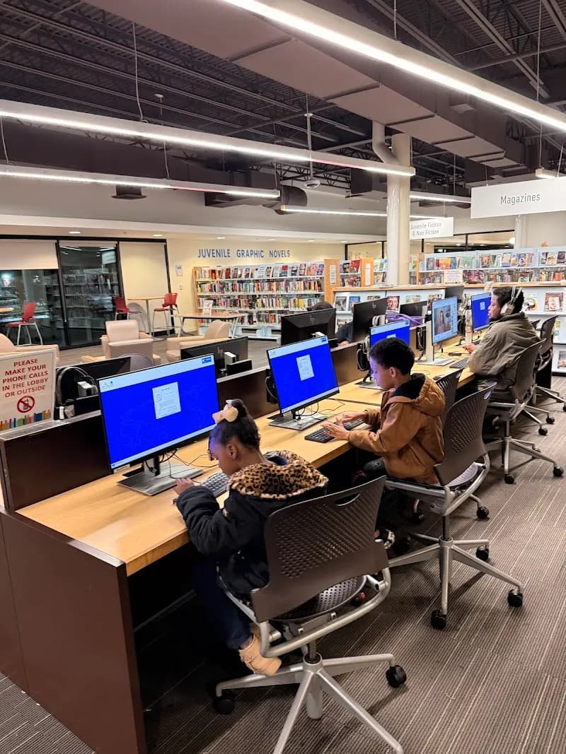 View of Algiers Regional Library in Algiers, LA