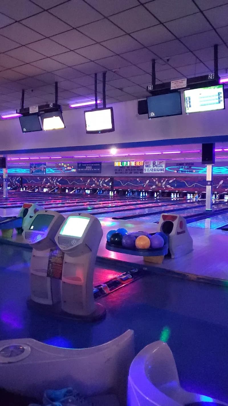 View of All Star Lanes in Shreveport, LA