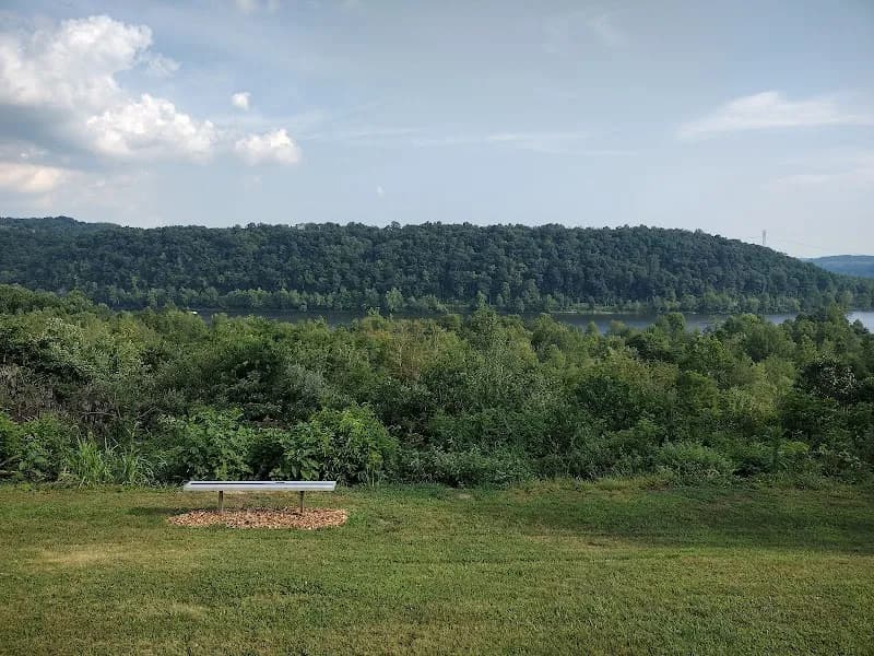 Allegheny Overlook Park park in Oakmont, PA