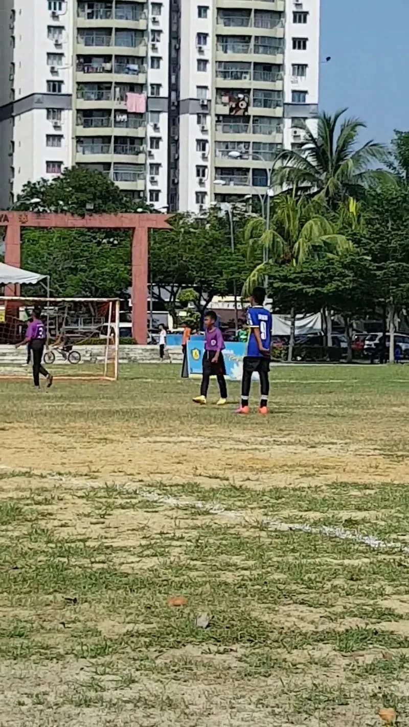 View of Ampang Jaya Recreational Park in Ampang, SG