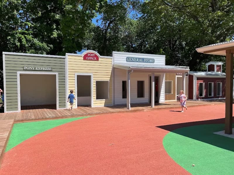 View of Antioch Park in Gladstone, MO