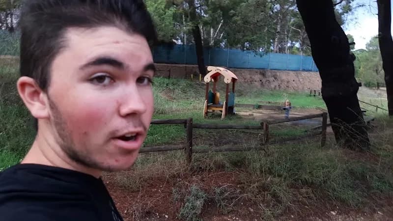 View of Area Recreativa De Manises in Manises, V