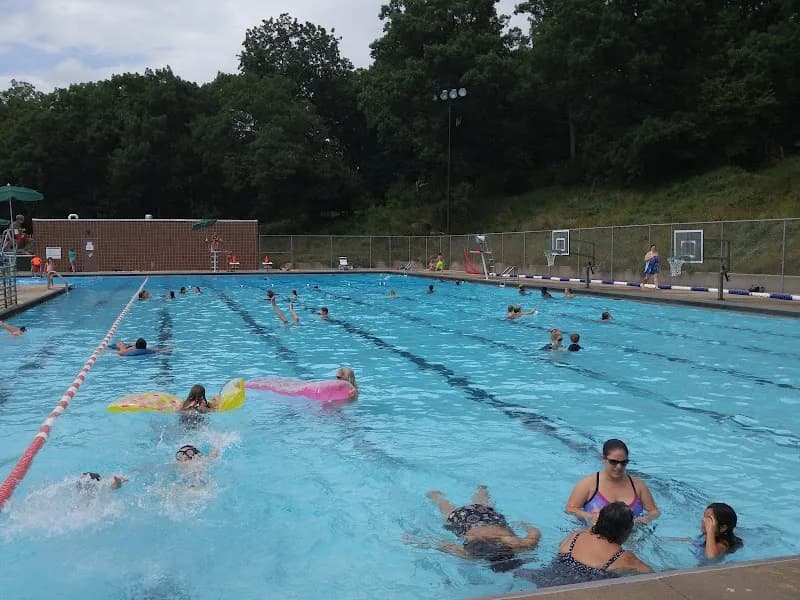 Ashworth Swimming Pool swimming pool in Beaverdale, IA