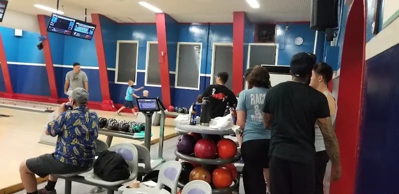 View of Atsugi Lanes Bowling Center in Atsugi, Kanagawa
