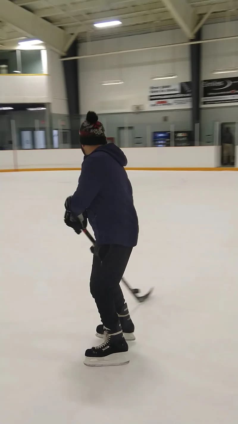 View of Aurora Family Leisure Complex in Aurora, ON