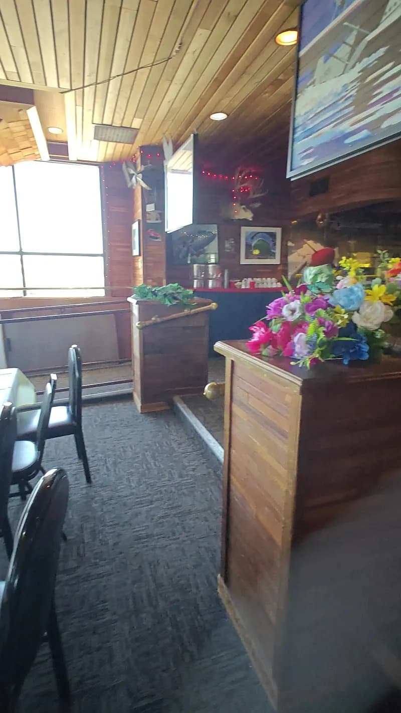 View of Aviator's in Lincoln, CA