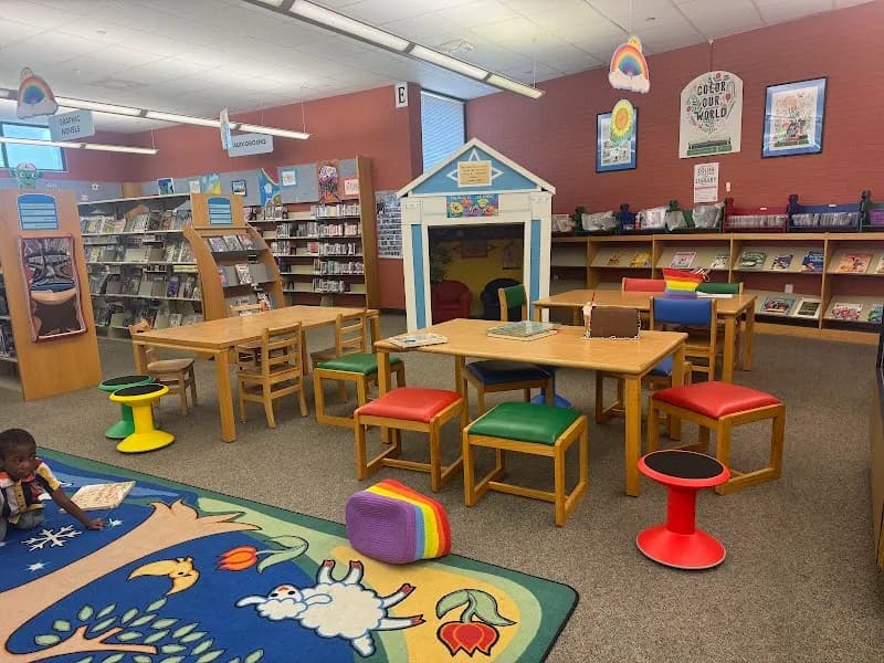 B.J. Chain Public Library library in Olive Branch, MS