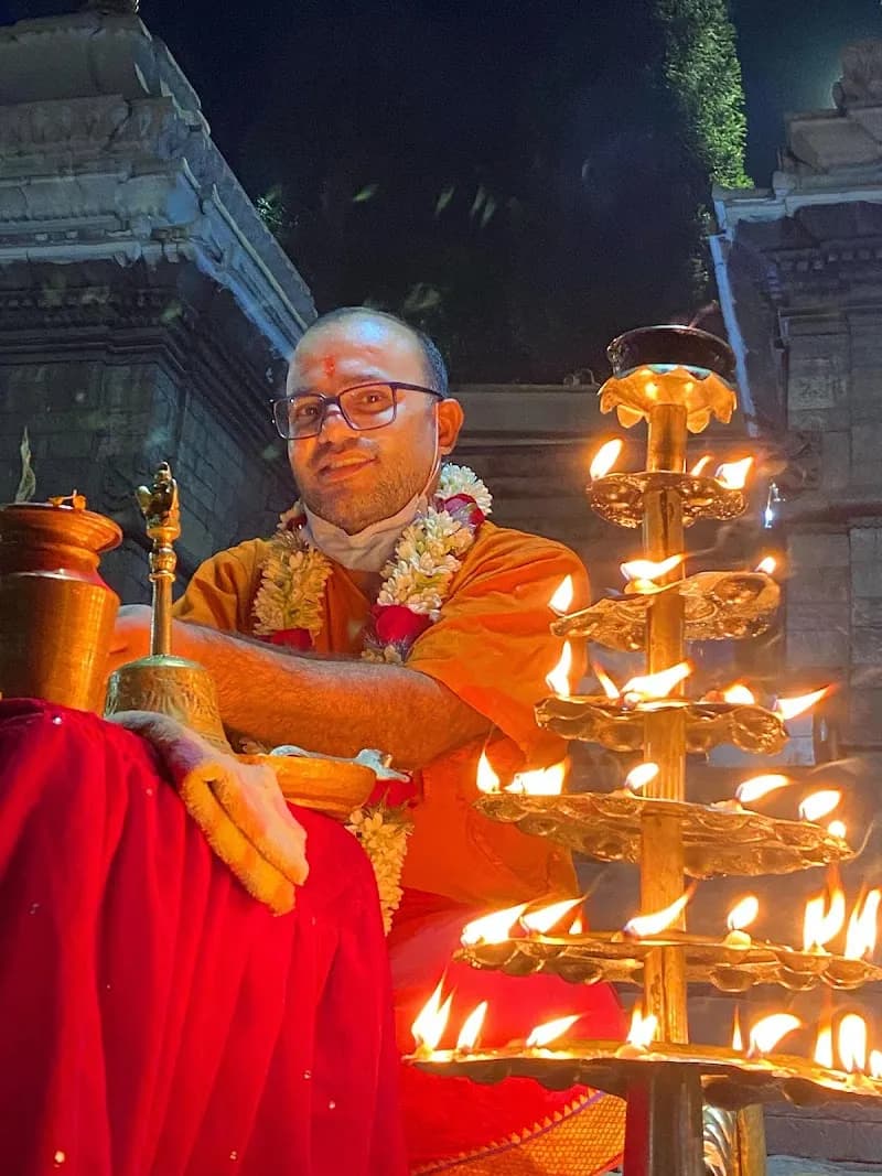 Bagmati River Walks outdoor adventure in Pashupati, Bagmati