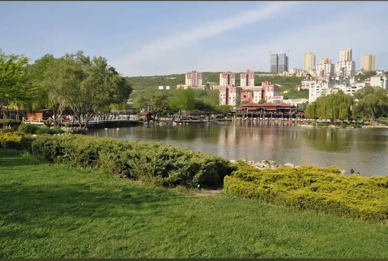 Bahçeşehir Gölet Park park in Bahçeşehir, Istanbul