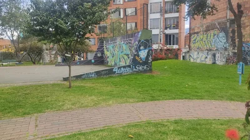 View of Barrio Simón Bolívar Park in Barrios Unidos, CD