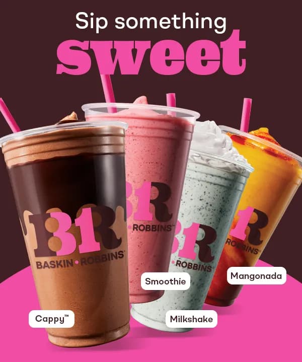 View of Baskin Robbins in Solana Beach, CA