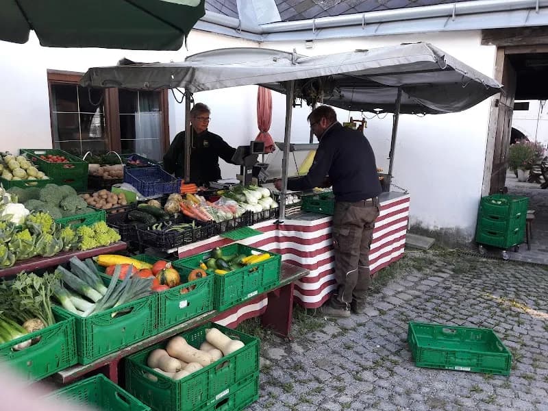 View of Bauernmarkt im Fuhrmannhaus in Penzing, VIE