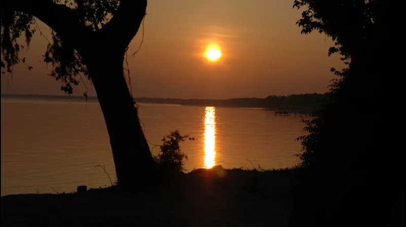 View of Bay Breeze RV on the Bay in Gulf Breeze, FL