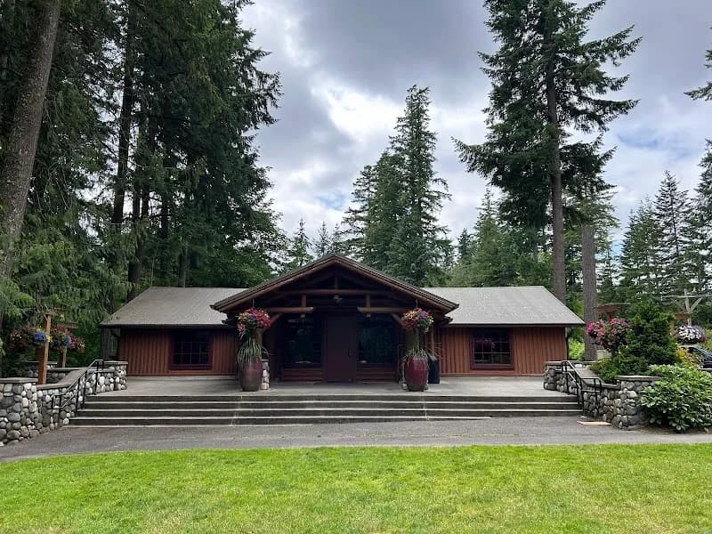 View of Beaver Lake Park - Lodge in Sammamish, WA