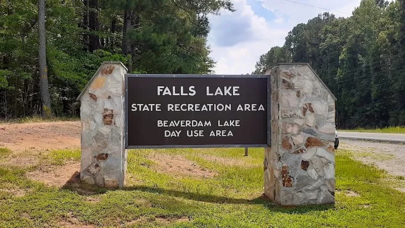 View of Beaverdam Lake State Recreation Area in Falls Lake, NC