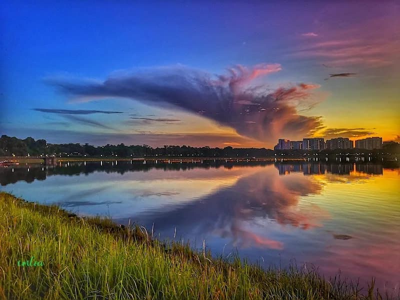 View of Bedok Reservoir in Bedok, SG