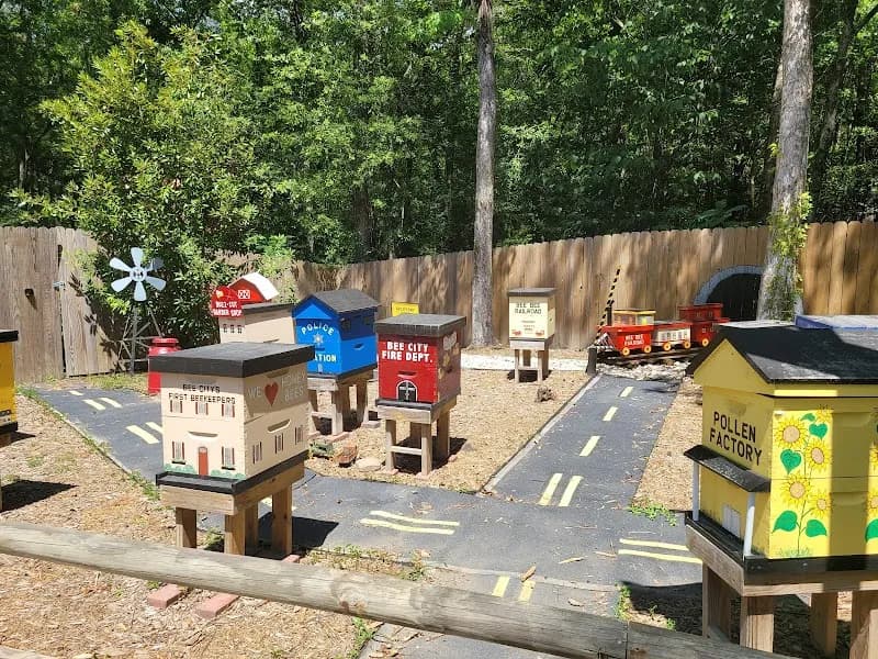 View of Bee City Zoo & Honey Bee Farm in Charleston, SC