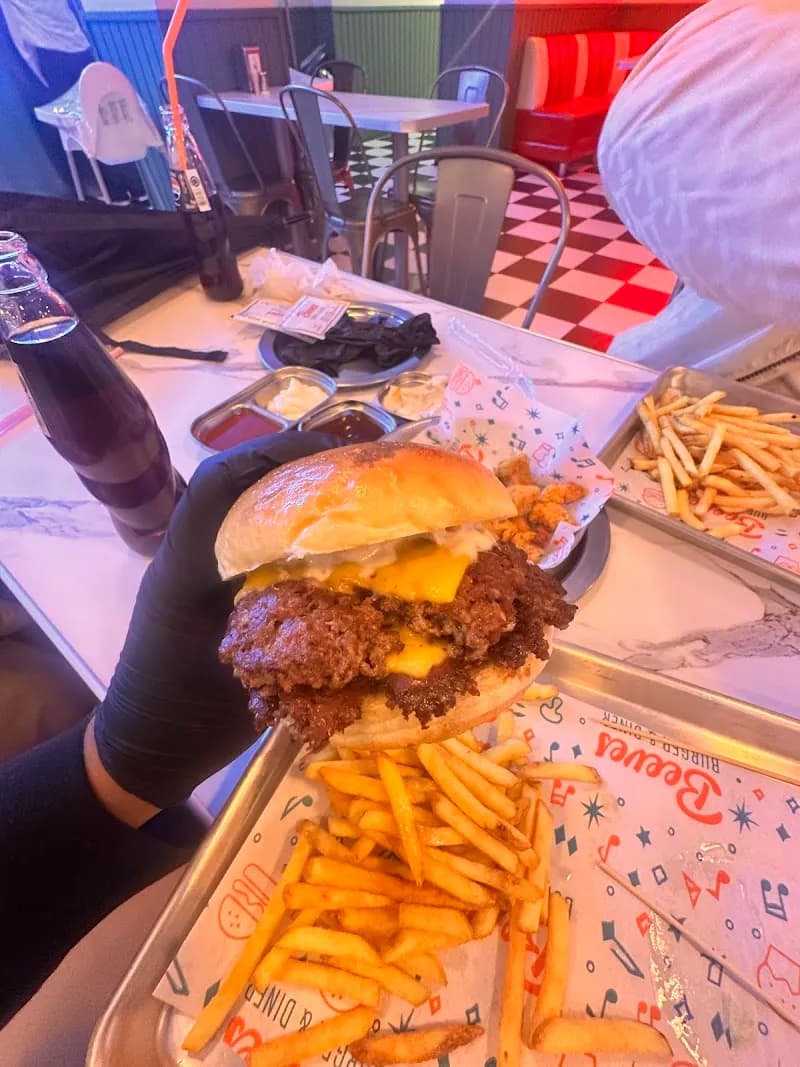 View of Beeves Burger & Steakhouse in Pendik, Istanbul