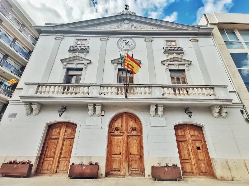 Biblioteca Casa de Cultura Torrent library in Torrent, V