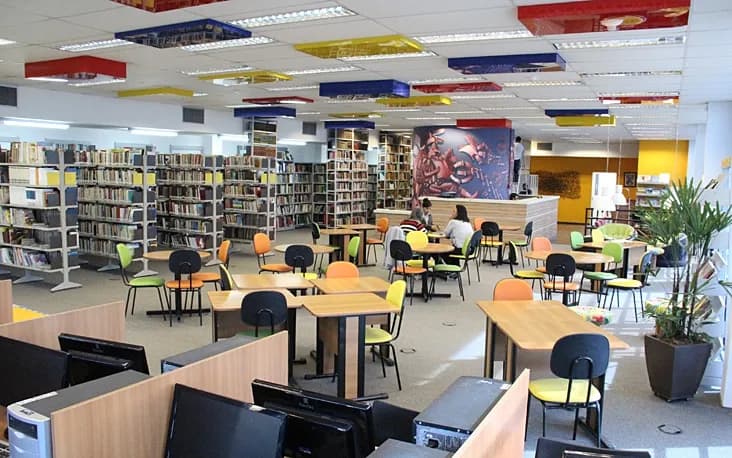 View of Biblioteca Municipal de Mogi das Cruzes in Mogi das Cruzes, SP