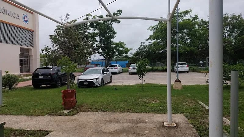 View of Biblioteca Pública Cancún in Kukulcán, QR