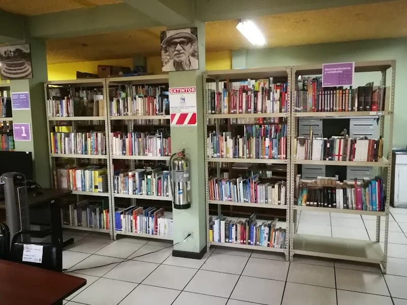 Biblioteca Pública de Curridabat library in Curridabat, SJ
