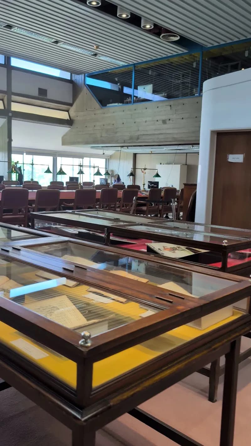 View of Biblioteca Popular Mariano Moreno in San Telmo, BA