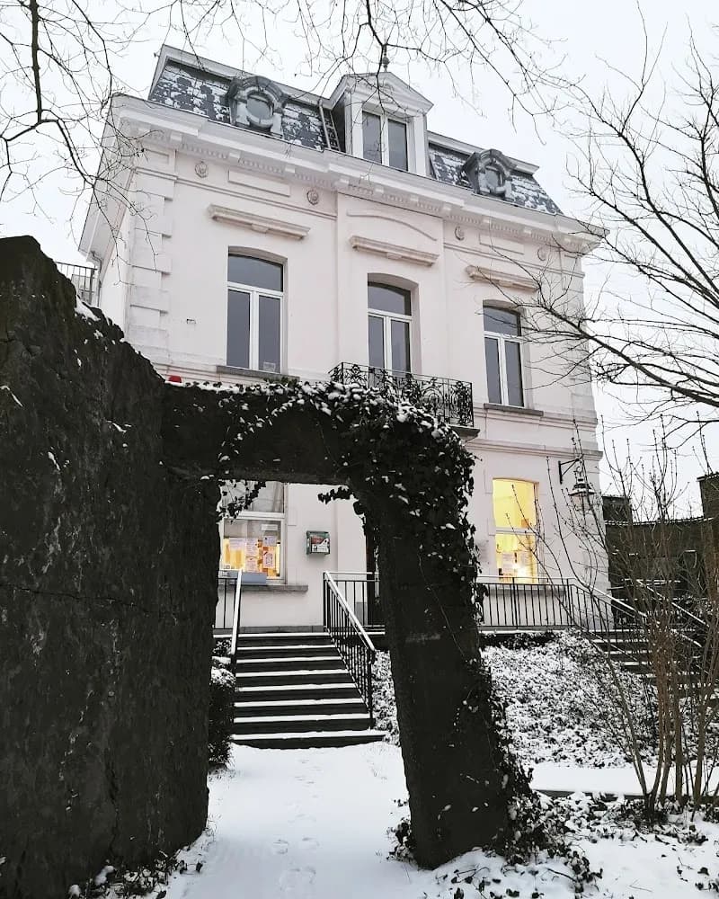 View of Bibliothèque Uccle (Uccle Library) in Uccle, BRU