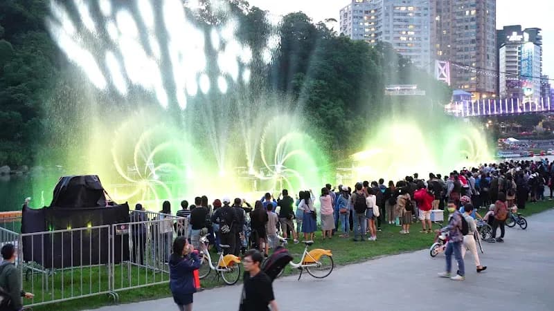 View of Bitan Tourist Attraction in Xin店區, NTC