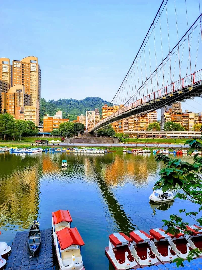 View of Bitan Tourist Attraction in Xin店區, NTC