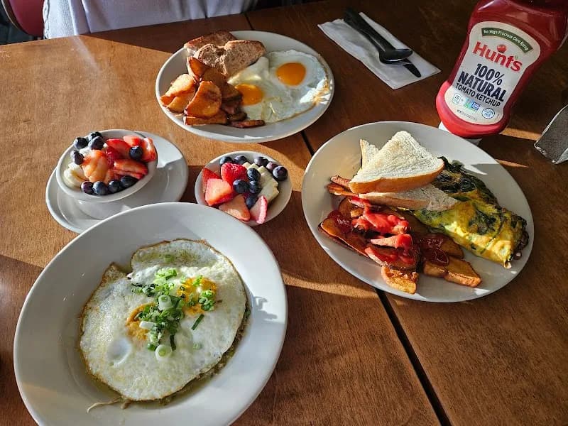 View of Blue Moon Cafe in Cherry Street, OK