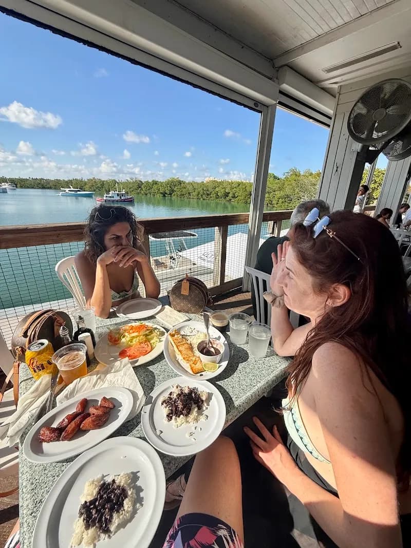 View of Boater's Grill in Key Biscayne, FL