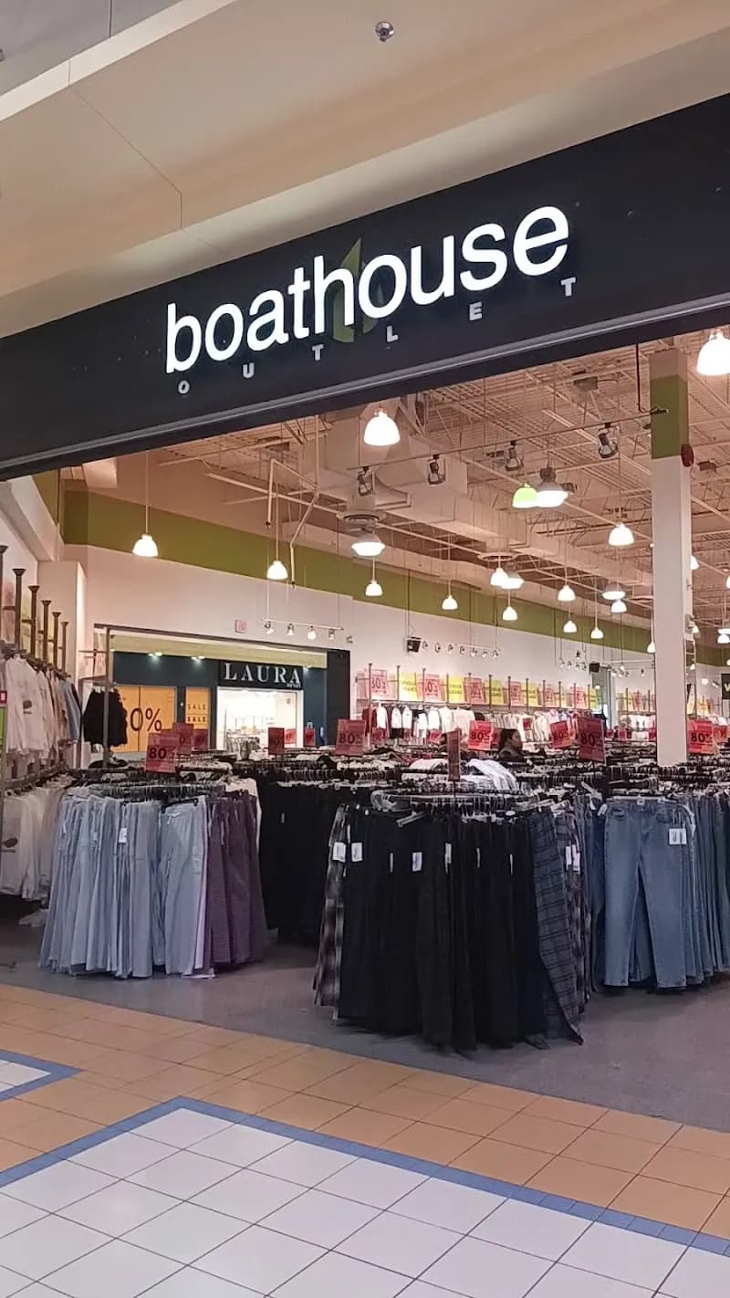 View of Boathouse Outlet in Mississauga, ON