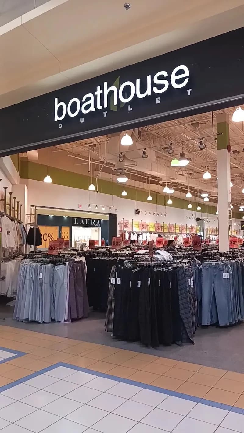View of Boathouse Outlet in Mississauga, ON