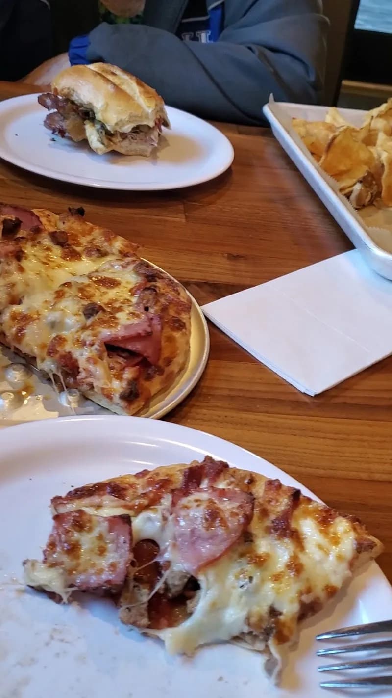 View of Boombozz Craft Pizza & Taphouse in St. Matthews, KY