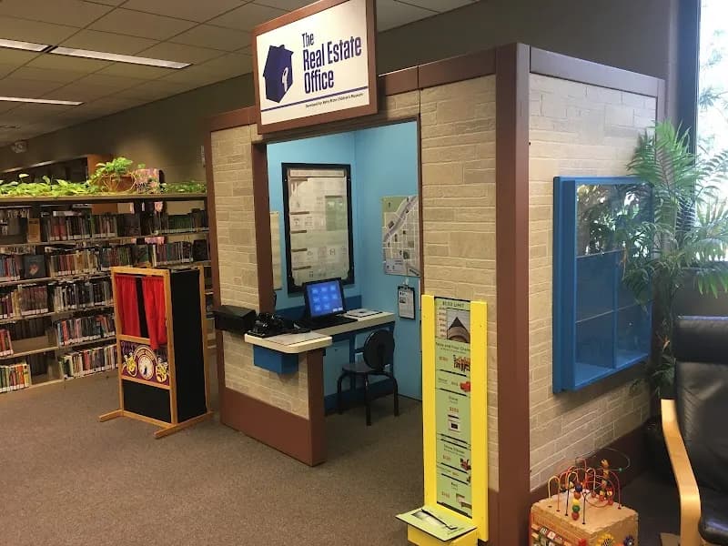 View of Boone County Public Library - Florence Branch in Florence, KY