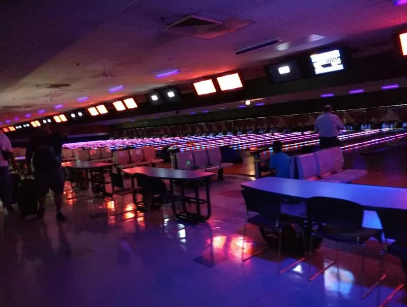 View of Bowling Bandidos in San Juan, SJ