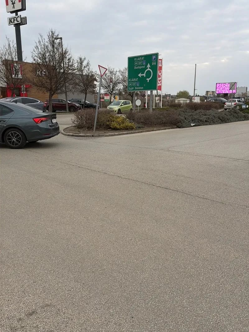 View of Budaörs Városi Uszoda Sportcsarnok és Strand in Budaörs, Budapest