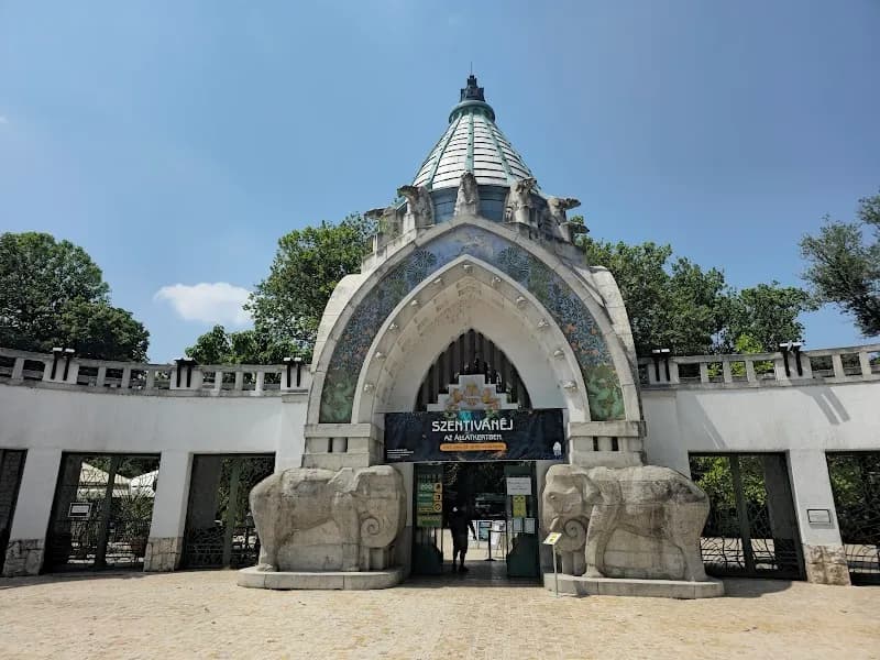 Budapest Zoo & Botanical Garden zoo in Zugló, Budapest
