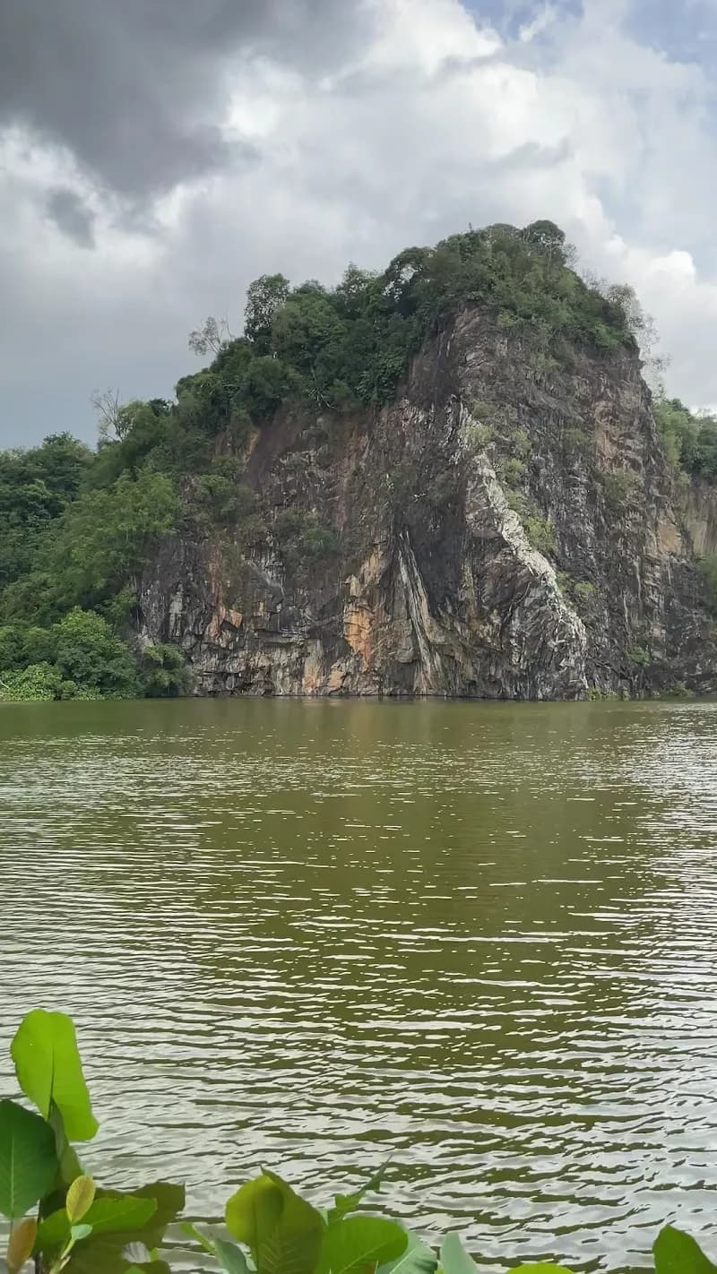 View of Bukit Batok Town Park in Bukit Batok, SG