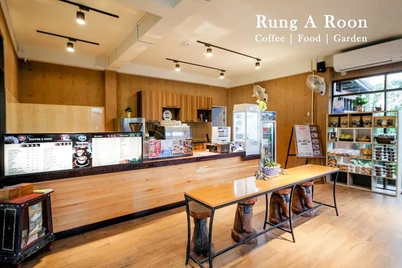 Café Arom (Hang Dong) cafe in Hang Dong, CM