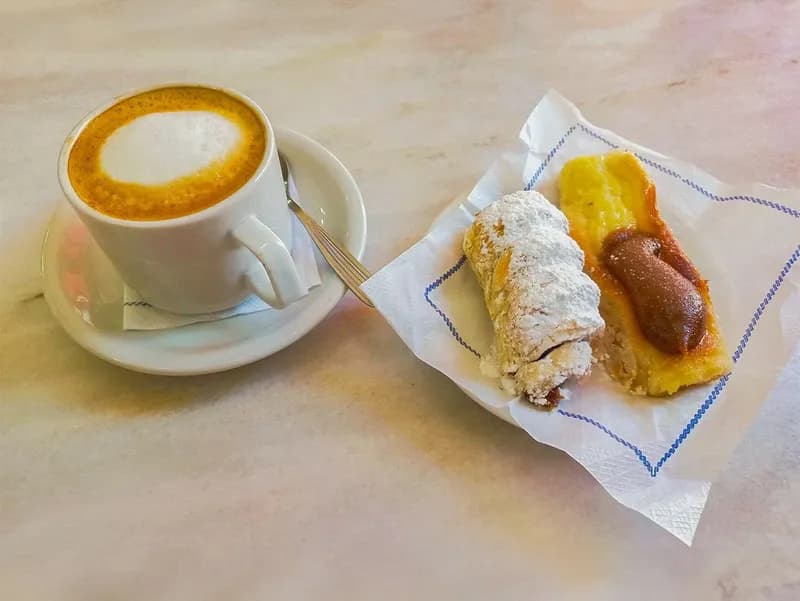 View of Café Bar Abuelo in Lanús, BA