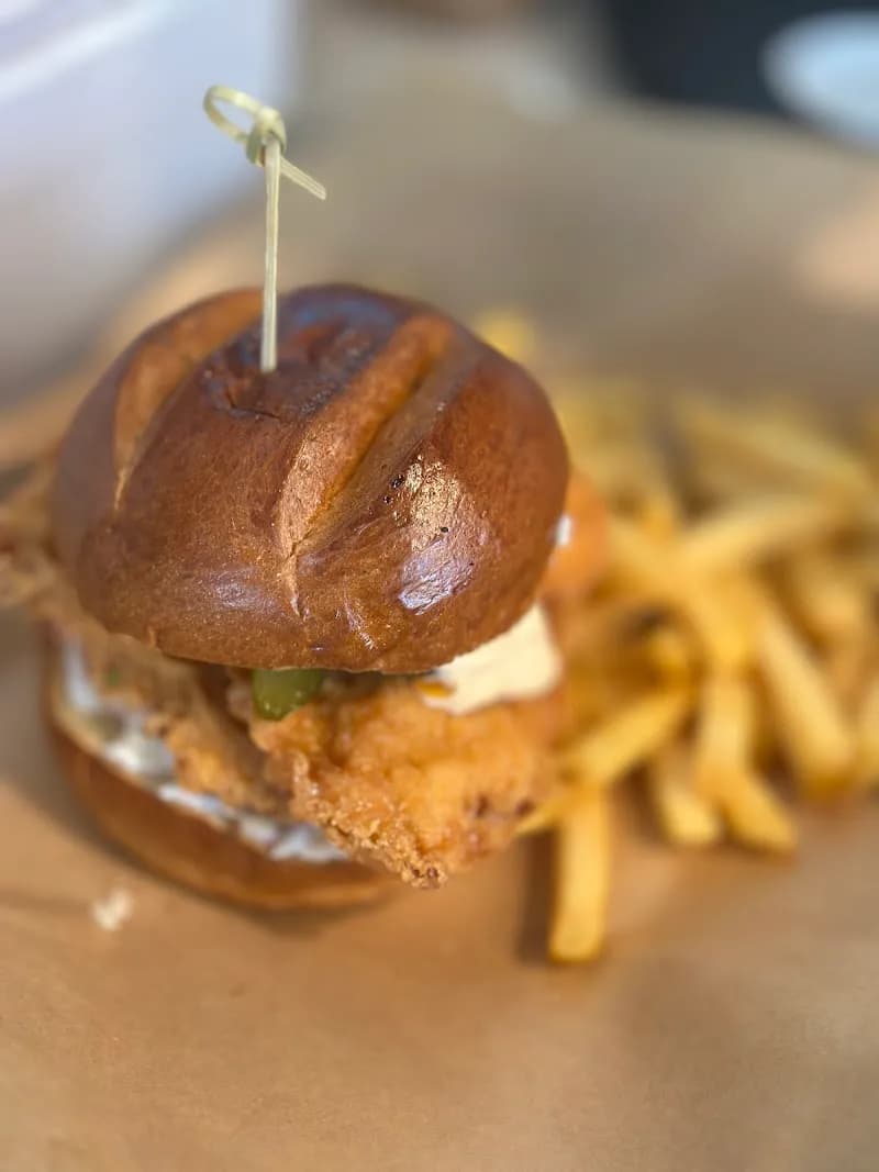 View of Café Cakes & Shakes in Raanana, TA