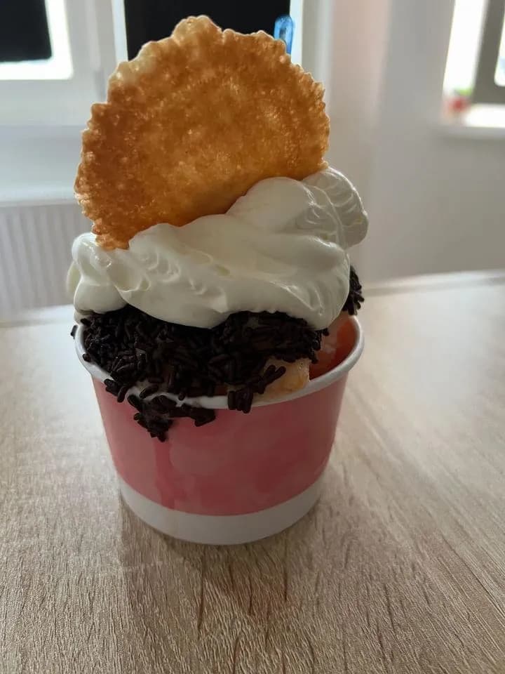 View of Café Capoue in Auderghem, BRU